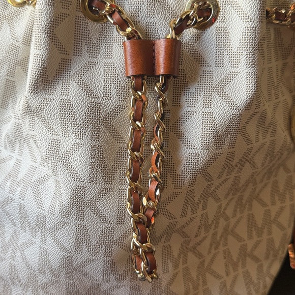 Michael Kors Cream Vanilla Monogram MK Shoulder Bag with Gold Accents - Picture 3 of 14